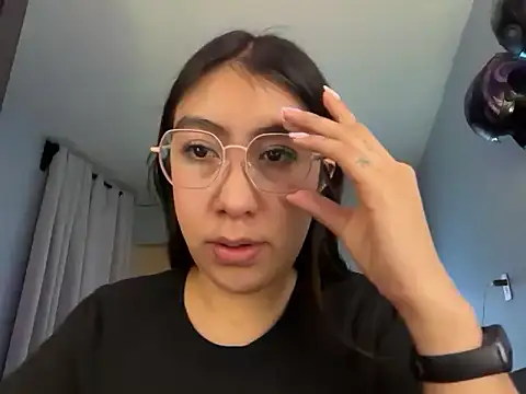 Snapshot of BabiSander11 chatting on November 25, 8:31 pm BabiSander11 online show from November 25, 8:31 pm