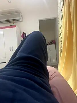 olicaroo online show from November 26, 2:40 pm