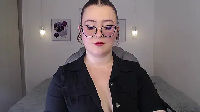 Snapshot of selene_rouse_ chatting on May 13, 12:19 am selene rouse online show from May 13, 12:19 am