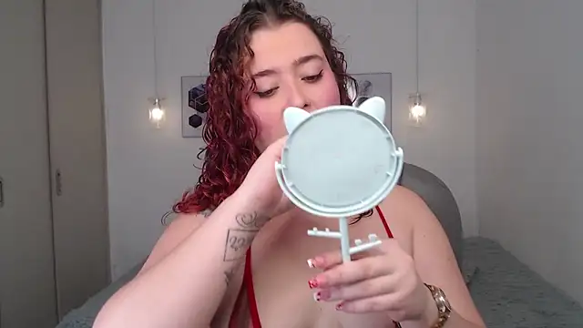 Snapshot of selene_rouse_ chatting on May 18, 10:48 pm selene rouse online show from May 18, 10:48 pm