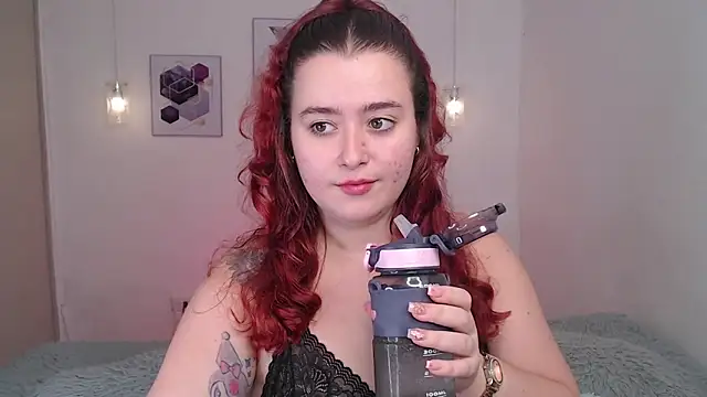Snapshot of selene_rouse_ chatting on May 28, 12:52 am selene rouse online show from May 28, 12:52 am