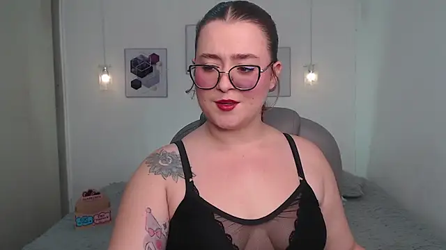 Snapshot of selene_rouse_ chatting on May 31, 9:27 pm selene rouse online show from May 31, 9:27 pm