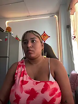 Snapshot of morena-2025 chatting on July 8, 3:05 pm morena-2025 online show from July 8, 3:05 pm