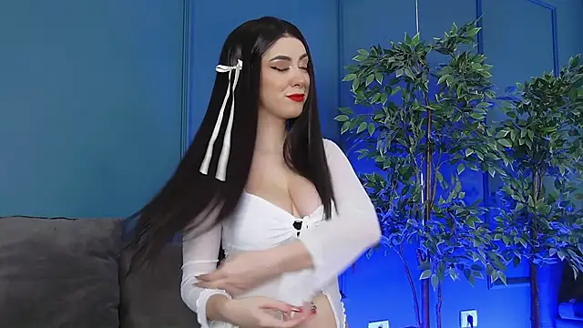 IrissBell online show from November 22, 6:34 am