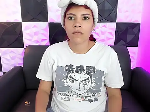 Snapshot of AfroditaMoore1 chatting on November 15, 3:15 am AfroditaMoore1 online show from November 15, 3:15 am