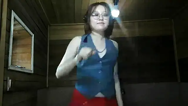 AiCress online show from November 25, 4:23 am