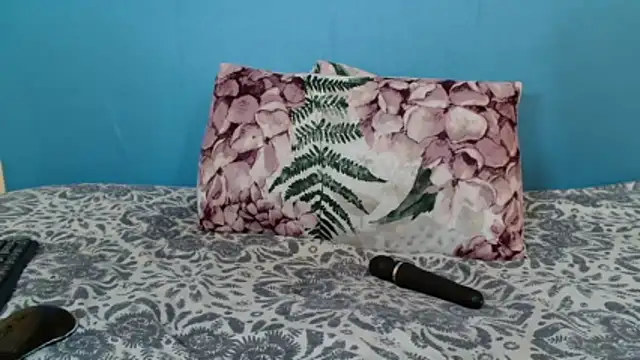 MissMoyo online show from February 2, 12:37 pm