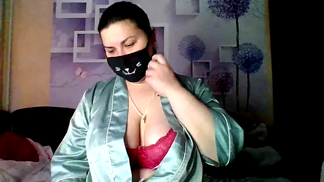 honey sweet couple online show from December 19, 5:25 am