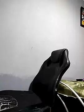 Jonny151987 online show from April 14, 6:30 am