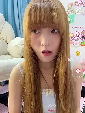 Snapshot of susuya_sha chatting on June 16, 8:39 am susuya sha online show from June 16, 8:39 am