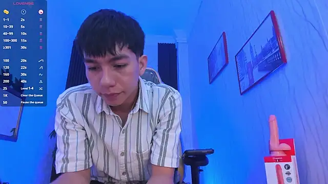 Snapshot of sam_kato chatting on November 26, 8:32 pm sam kato online show from November 26, 8:32 pm