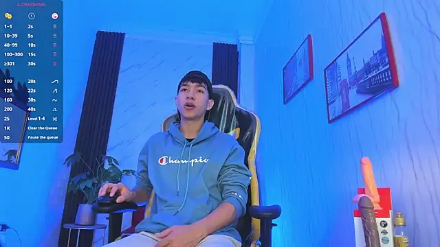 Snapshot of sam_kato chatting on November 27, 8:11 pm sam kato online show from November 27, 8:11 pm