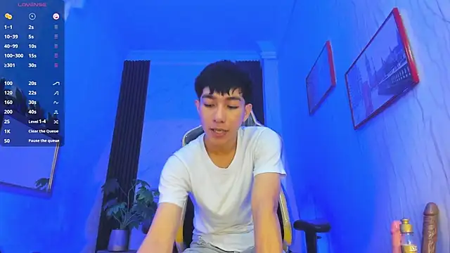 Snapshot of sam_kato chatting on November 28, 8:11 pm sam kato online show from November 28, 8:11 pm