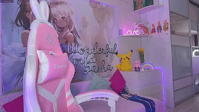 CheekySashaCharm online show from March 8, 6:06 am