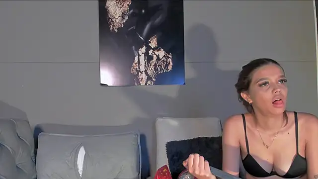 Snapshot of nicolvibes_212 chatting on July 3, 8:59 pm nicolvibes 212 online show from July 3, 8:59 pm