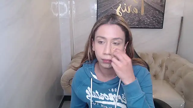 Evy Luxx v online show from May 2, 3:44 am