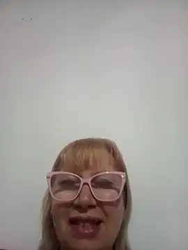 SexyMilf1211 online show from April 30, 11:42 pm