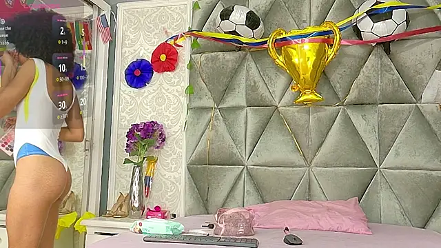 Snapshot of Miaa_Grace_ chatting on June 17, 12:50 pm Miaa Grace online show from June 17, 12:50 pm