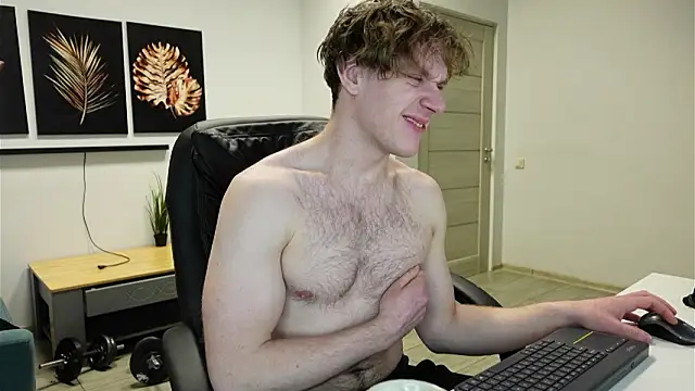 Snapshot of Charles_Dreams chatting on March 13, 6:58 pm Charles Dreams online show from March 13, 6:58 pm