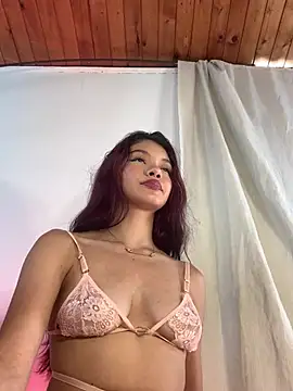 catalinaruiz  online show from June 22, 6:38 pm
