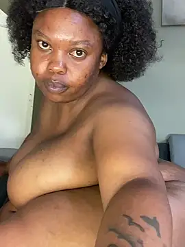 Busty-Sweetheart online show from February 12, 2:56 pm