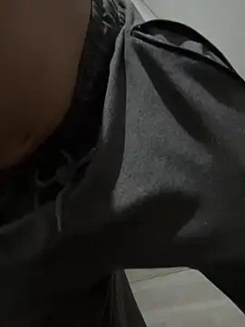 Snapshot of atesturky chatting on December 2, 12:38 am atesturky online show from December 2, 12:38 am