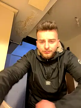 Snapshot of atesturky chatting on December 3, 7:01 pm atesturky online show from December 3, 7:01 pm