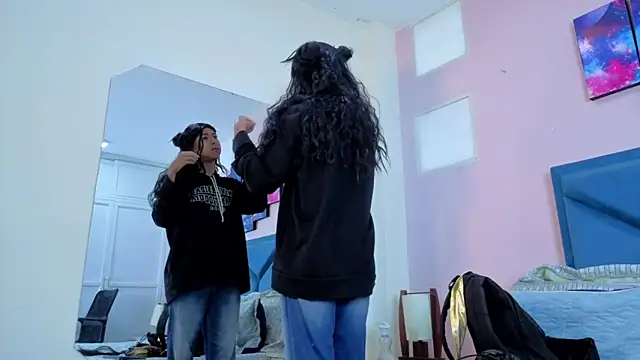 Hopemoretti online show from November 24, 12:38 pm