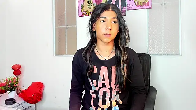 Hopemoretti online show from February 26, 8:30 pm