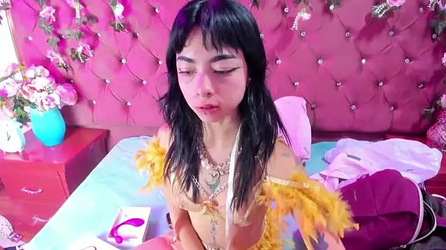  Ivy Luna online show from March 8, 4:11 pm