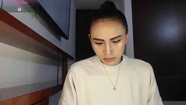 Linda  fiore online show from February 24, 6:00 am