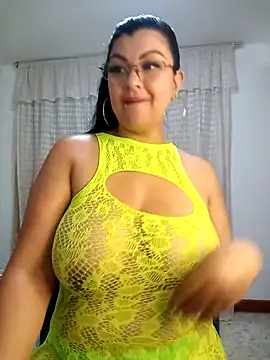 Snapshot of CelesteAlvarez1989 chatting on December 17, 8:48 pm CelesteAlvarez1989 online show from December 17, 8:48 pm