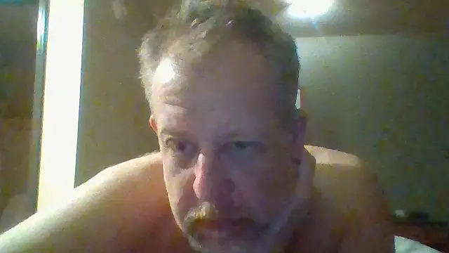 Snapshot of Mikey40wv chatting on November 20, 7:08 am Mikey40wv online show from November 20, 7:08 am