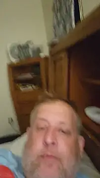 Snapshot of Mikey40wv chatting on July 5, 7:37 am Mikey40wv online show from July 5, 7:37 am