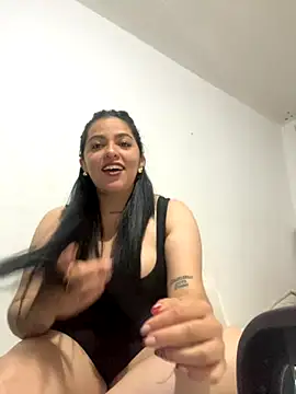 niina fox  online show from November 20, 6:46 am