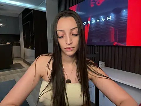 Snapshot of BelleRune chatting on February 15, 10:21 pm BelleRune online show from February 15, 10:21 pm