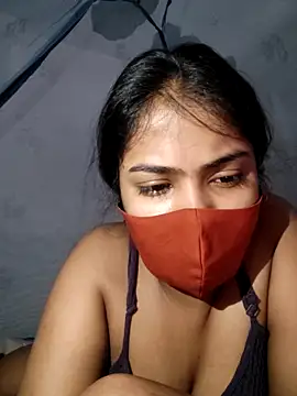 Snapshot of Red_Love_1 chatting on May 14, 3:35 am Red Love 1 online show from May 14, 3:35 am