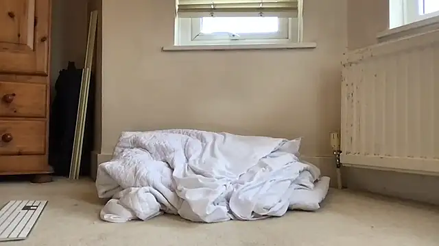 Snapshot of boyinsocks chatting on January 8, 9:55 am boyinsocks online show from January 8, 9:55 am