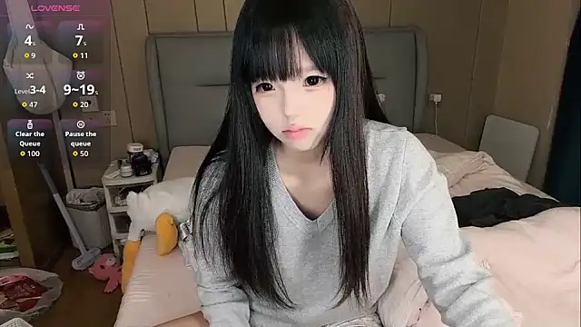 Victoria-6688- online show from December 1, 1:49 pm