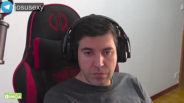 Snapshot of likihot chatting on December 19, 8:43 am likihot online show from December 19, 8:43 am