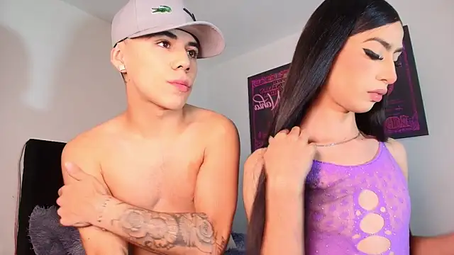 The Sexy Couple online show from November 24, 3:06 am