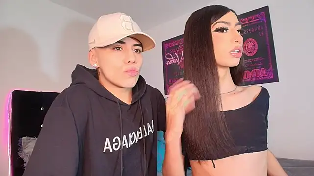 The Sexy Couple online show from November 28, 5:21 am