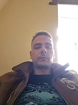 Snapshot of Gregorywhitelegs chatting on April 4, 12:02 pm Gregorywhitelegs online show from April 4, 12:02 pm