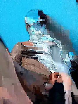 Snapshot of Ayetun008 chatting on January 14, 5:57 am Ayetun008 online show from January 14, 5:57 am