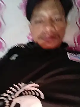 Snapshot of Ayetun008 chatting on March 15, 4:46 pm Ayetun008 online show from March 15, 4:46 pm