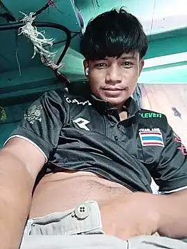 Snapshot of Ayetun008 chatting on March 16, 6:28 am Ayetun008 online show from March 16, 6:28 am