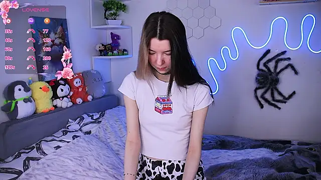 Emmie shy online show from February 27, 10:59 am