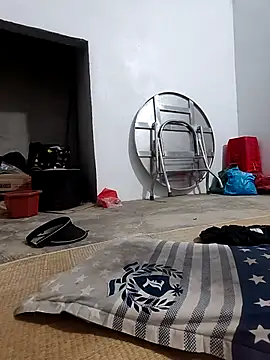 pitty mymi online show from July 31, 12:15 pm