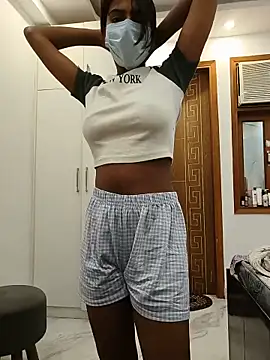 sexyayeshadesi online show from June 13, 7:06 am