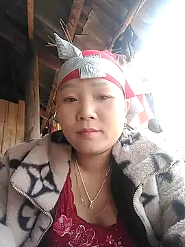 hoami-hot online show from December 2, 2:17 am